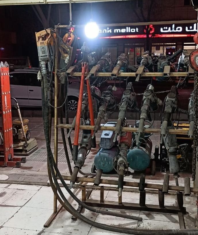 اجاره ماشین آلات ساختمانی توکلی
