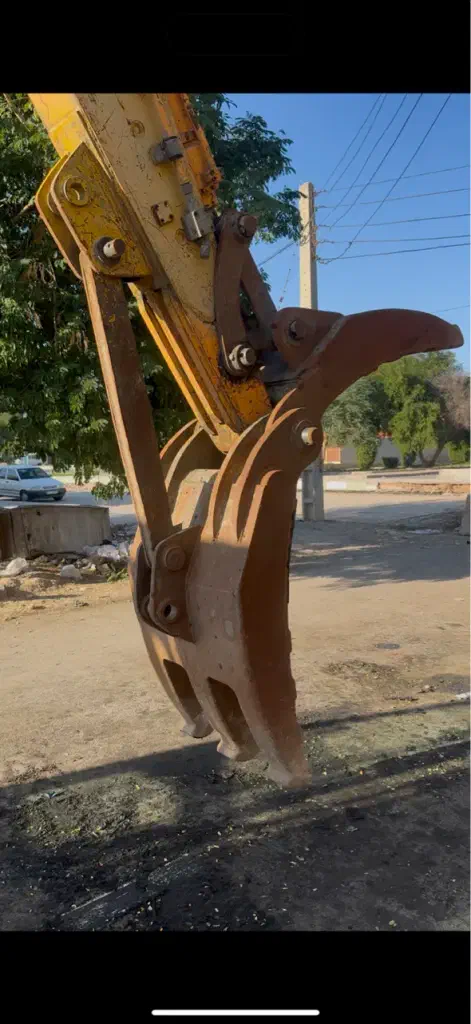چنگ بیل مکانیکی