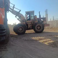 راننده لودر۹۵۰