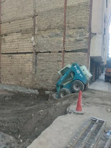 لوگوی بابکت توماس مینی لودردوراج خدمات خاکبرداری نخاله