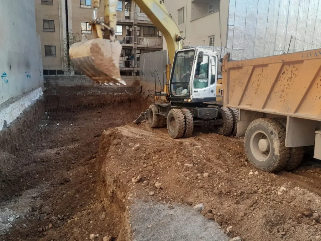 بیل مکانیکی جهت کار