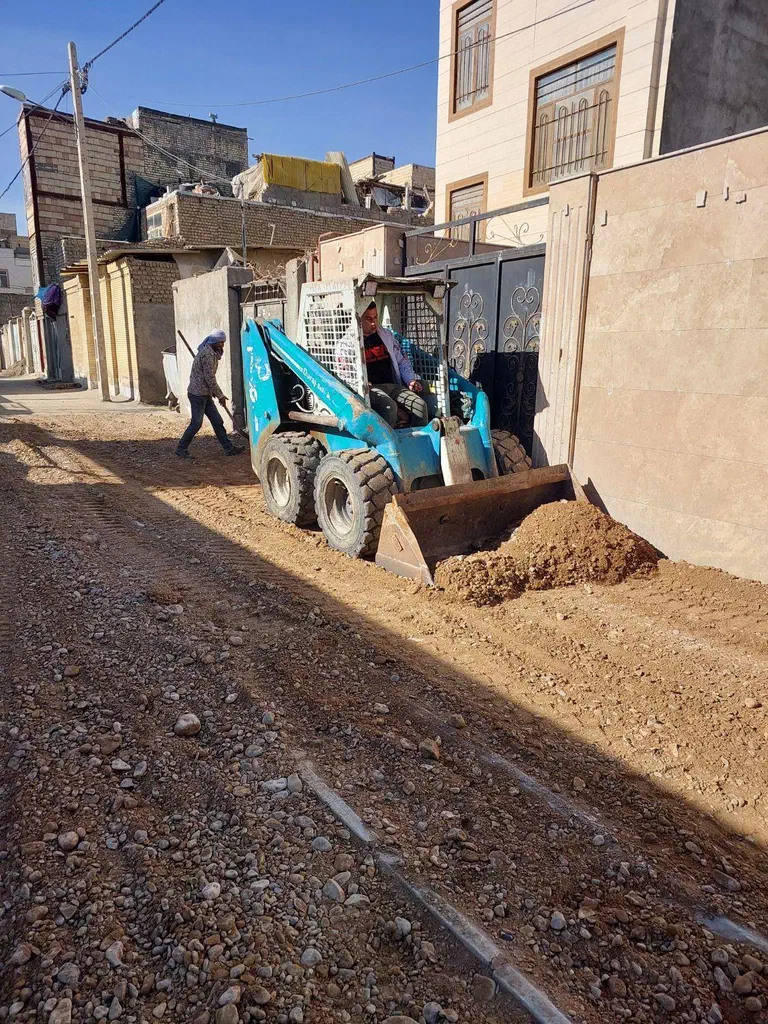 خاکبرداری توماس و خاور
