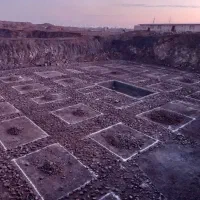 خاکبرداری تخریب اجاره لودر بیل مکانیکی آهن آلات