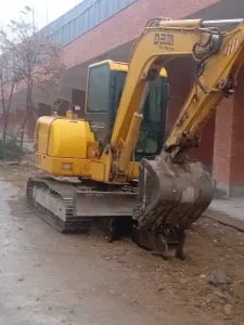 اجاره بیل مکانیکی ومینی بیل همراه با پیکور