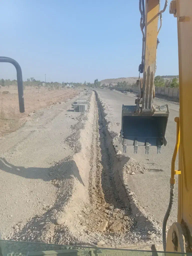 اجاره بیل مکانیکی ومینی بیل همراه با پیکور